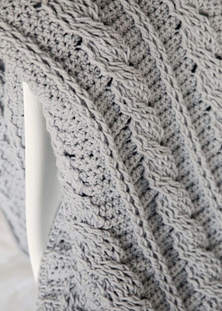 Crochet Cable Blanket – A Timeless Pattern