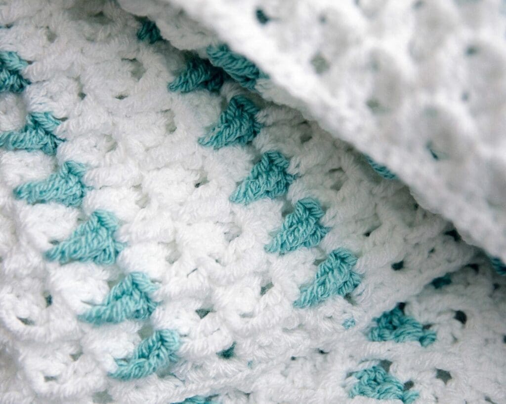 Two Color Baby Blanket Crochet Pattern