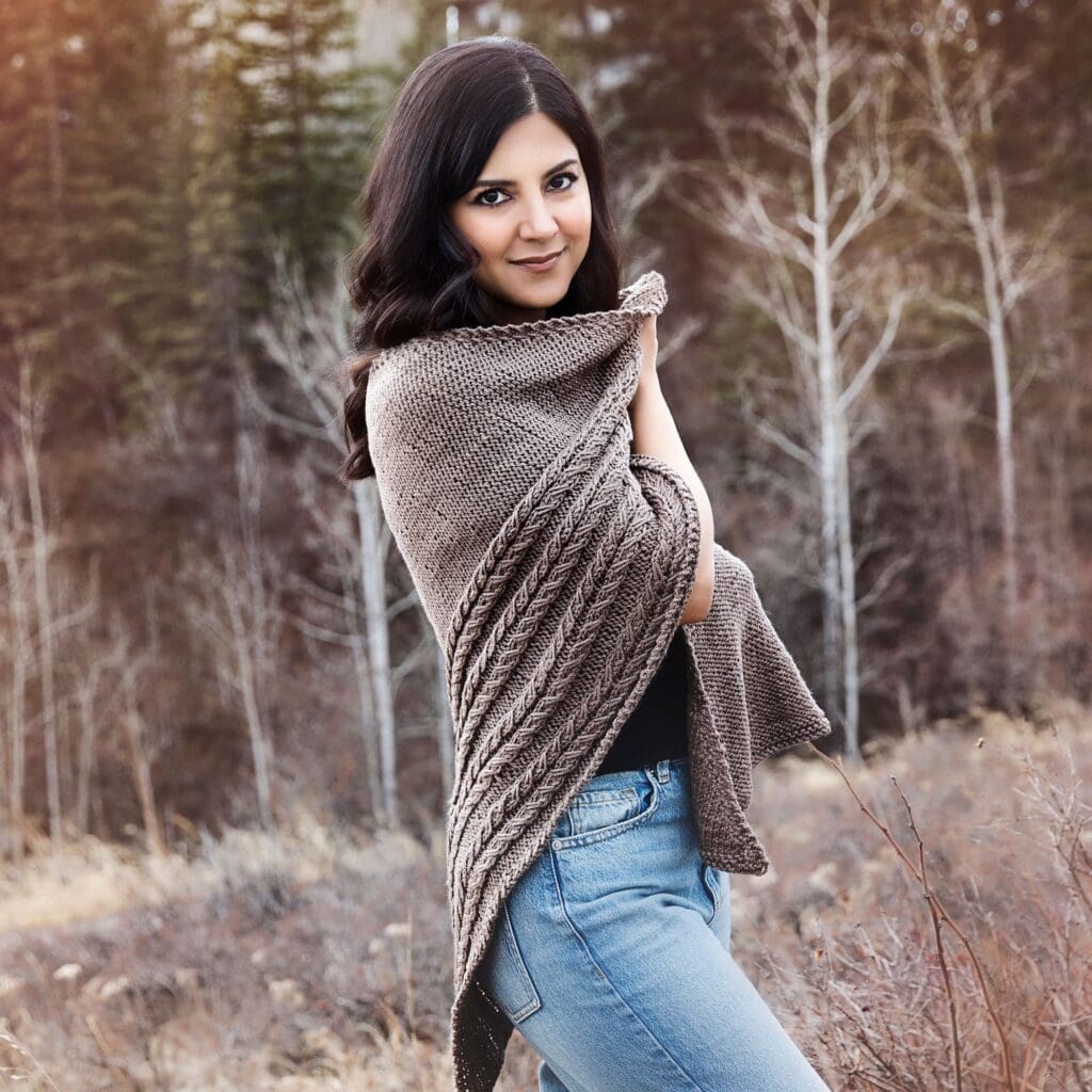 Triangle Shawl Knitting Pattern