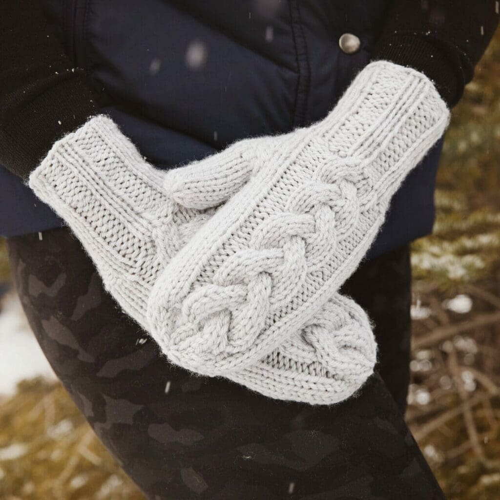 Bulky Cable Free Mitten Knitting Pattern