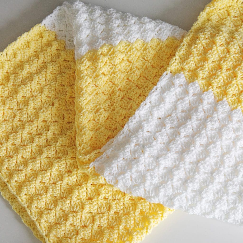 How to crochet a baby blanket - Easy Beginner Crochet Baby Blanket pattern