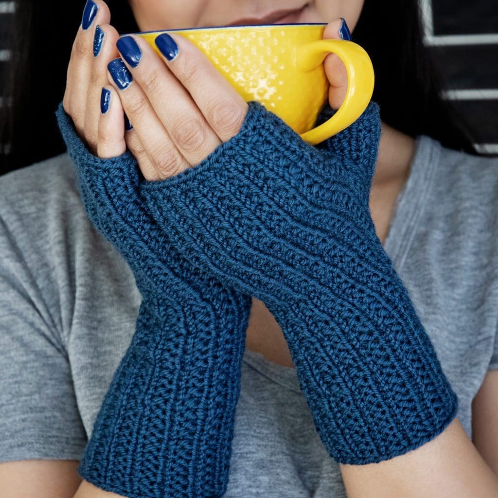 Stretch Knit Fingerless Gloves - Free Pattern