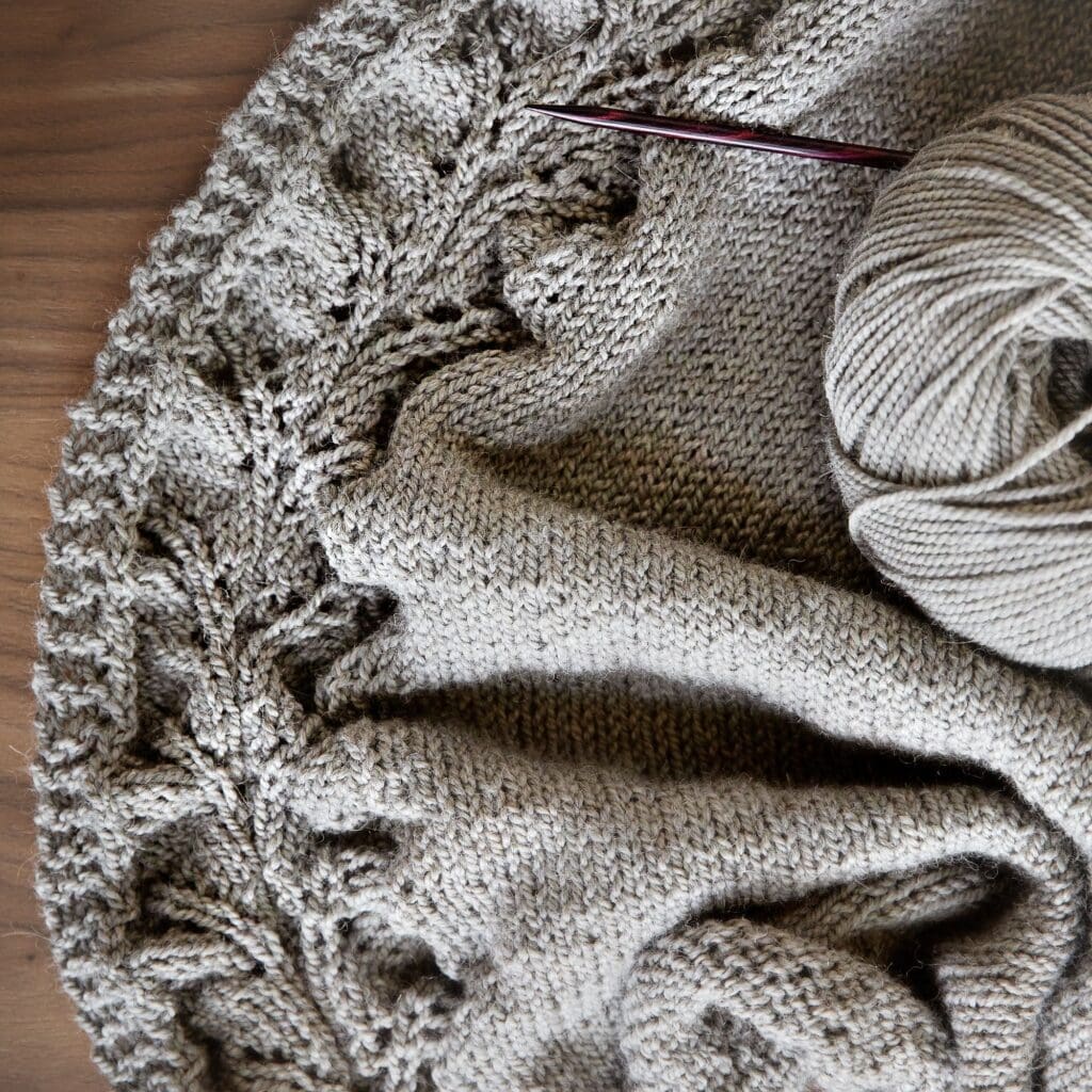 Shawl with Lace Knit Edge - Free Pattern