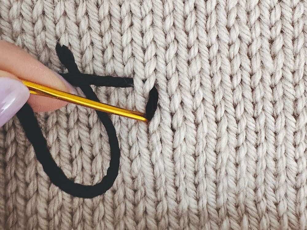 Knit Duplicate Stitch Step 3