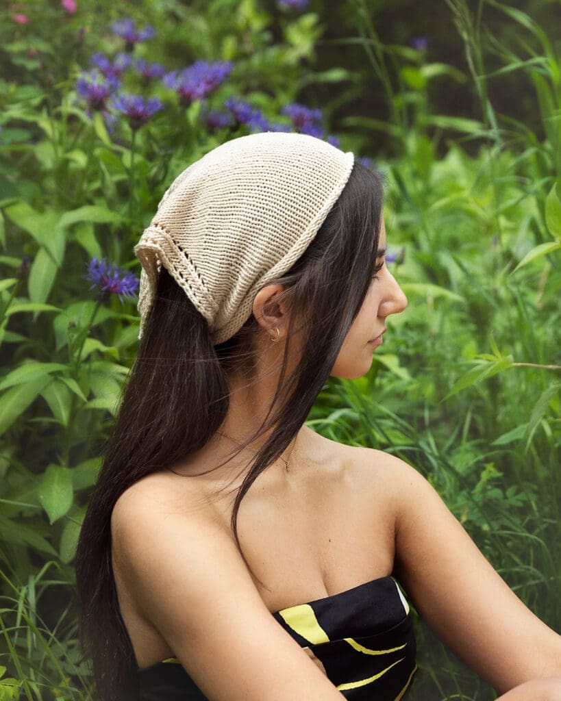 Free Knit Bandana Pattern - Side view